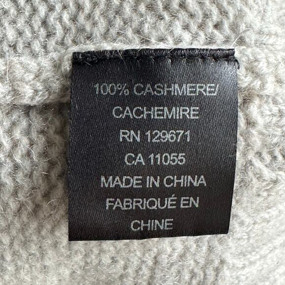 360 Cashmere Willa Tribal Southwestern Print Turtleneck Sweater - Picture 8 of 8